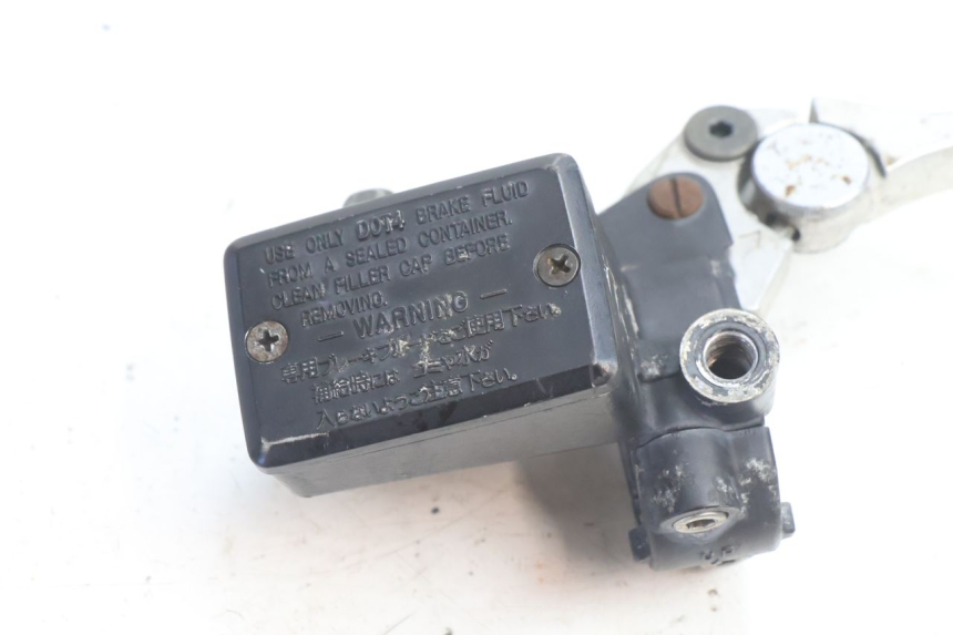 photo de FRONT BRAKE MASTER CYLINDER YAMAHA XJR 1300 (1998 - 2002) - Component detail
