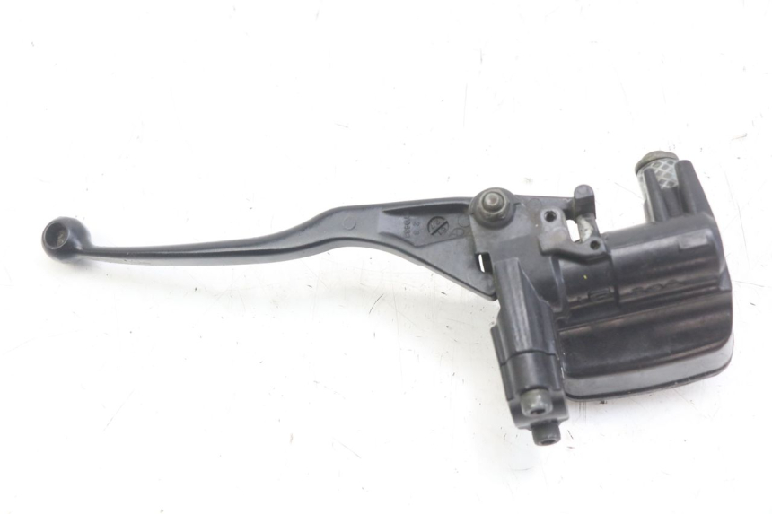 photo de FRONT BRAKE MASTER CYLINDER YAMAHA XP T-MAX TMAX 500 (2004 - 2007) - Zoom on usage condition