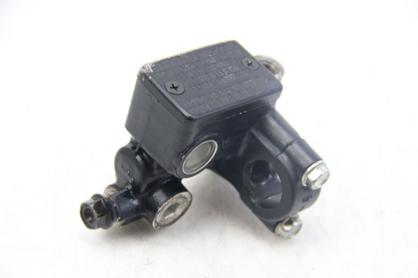 photo de FRONT BRAKE MASTER CYLINDER HONDA XR L 125 (2003 - 2007) - Main view