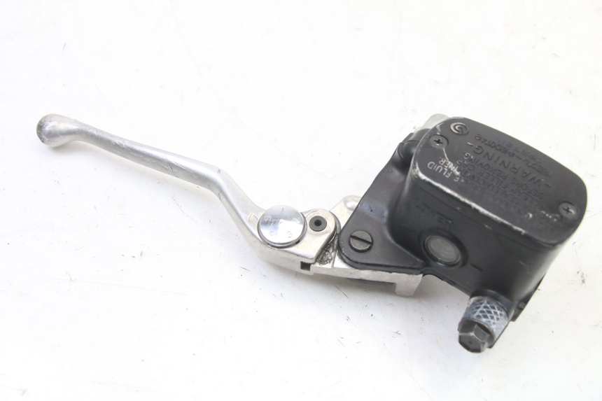photo de FRONT BRAKE MASTER CYLINDER YAMAHA YP T-MAX TMAX 530 (2017 - 2020) - Alternative perspective