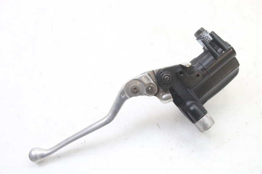 photo de FRONT BRAKE MASTER CYLINDER YAMAHA YP T-MAX TMAX 530 (2017 - 2020) - Product overview