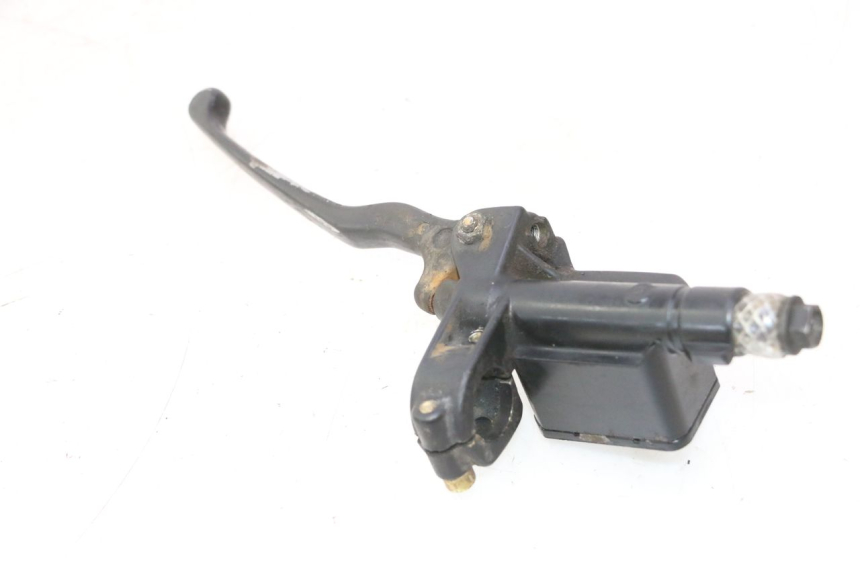 photo de FRONT BRAKE MASTER CYLINDER YAMAHA YP MAJESTY 125 (1998 - 2001) - Zoom on usage condition