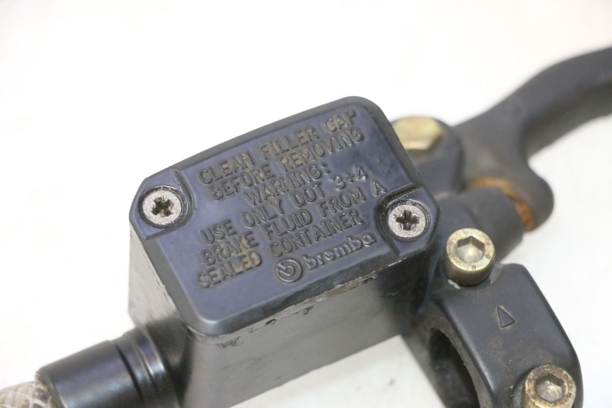 photo de FRONT BRAKE MASTER CYLINDER YAMAHA YP MAJESTY 125 (1998 - 2001) - Markings and original references