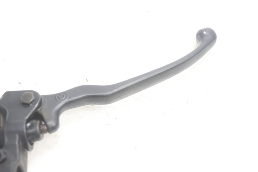 photo de FRONT BRAKE MASTER CYLINDER YAMAHA YP MAJESTY 125 (2002 - 2006) - Zoom on usage condition