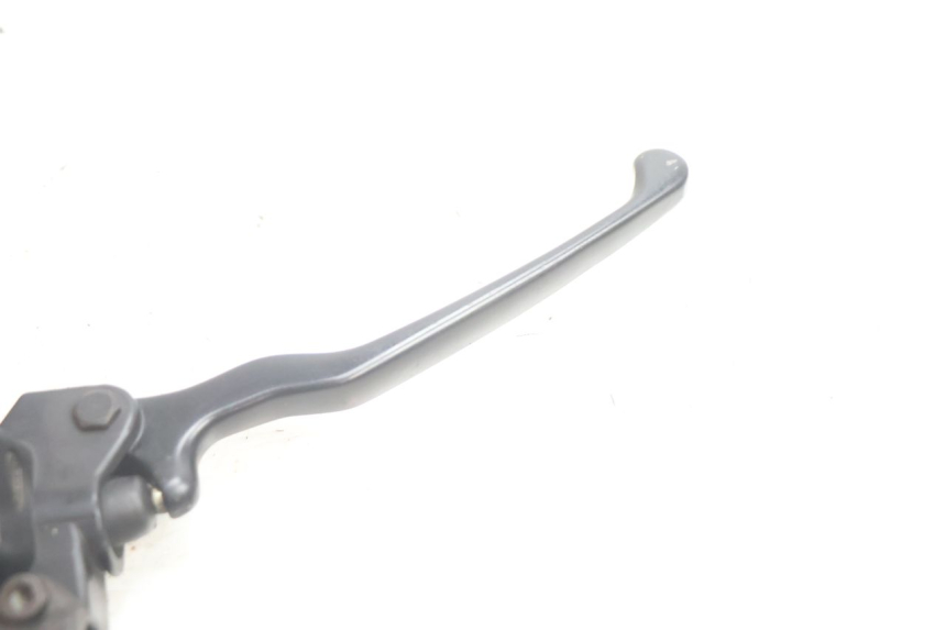 photo de FRONT BRAKE MASTER CYLINDER YAMAHA YP MAJESTY 125 (2002 - 2006) - Zoom on usage condition
