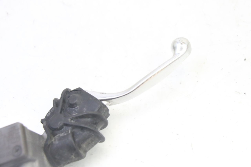 photo de FRONT BRAKE MASTER CYLINDER YAMAHA YZ-F YZF 250 (2014 - 2018) - Alternative perspective