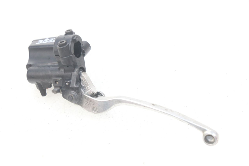 photo de FRONT BRAKE MASTER CYLINDER KAWASAKI Z S 750 (2003 - 2006) - Zoom on usage condition