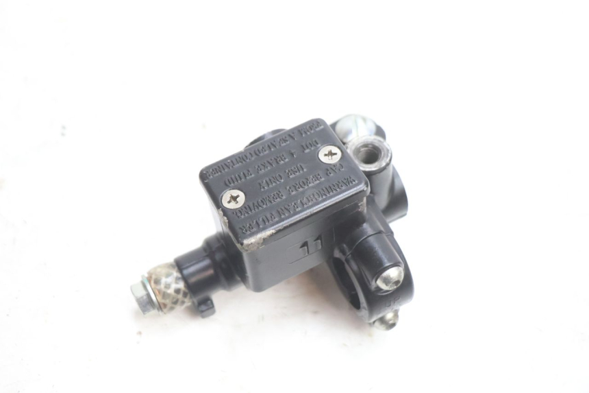 photo de FRONT MASTER CYLINDER PIAGGIO ZIP 2T 50 (2009 - 2019) - Main view