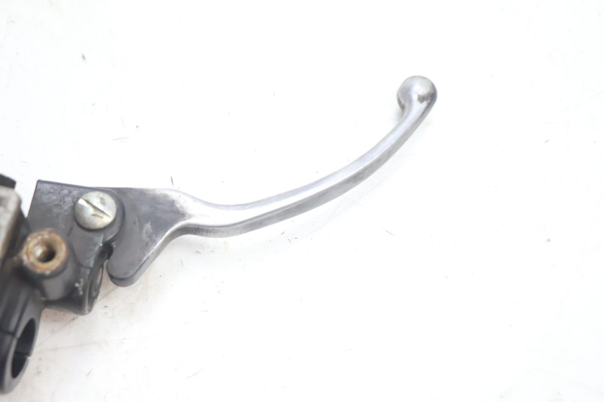 photo de FRONT BRAKE MASTER CYLINDER PIAGGIO ZIP 4T 50 (2018 - 2020) - Alternative perspective