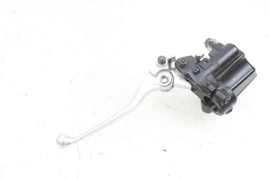 photo de FRONT BRAKE MASTER CYLINDER KAWASAKI ZR 7 750 (1999 - 2004) - Product overview