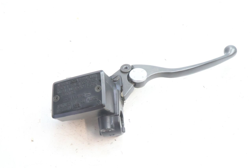 photo de FRONT BRAKE MASTER CYLINDER KAWASAKI ZZR 600 (1995 - 2004) - Main view