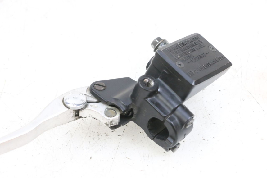 photo de CLUTCH MASTER CYLINDER YAMAHA FJR ABS 1300 (2006 - 2012) - Fixing points details