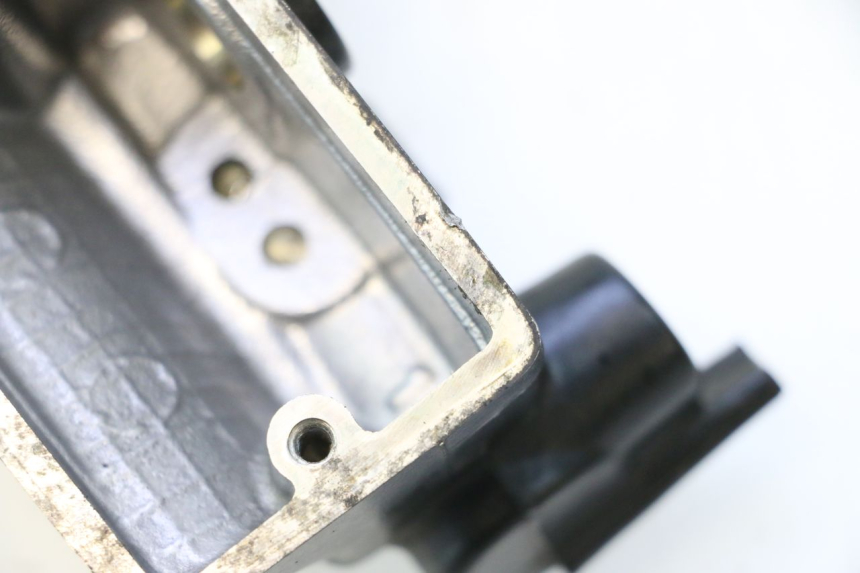photo de CLUTCH MASTER CYLINDER YAMAHA FJR 1300 (2001 - 2005) - Technical close-up