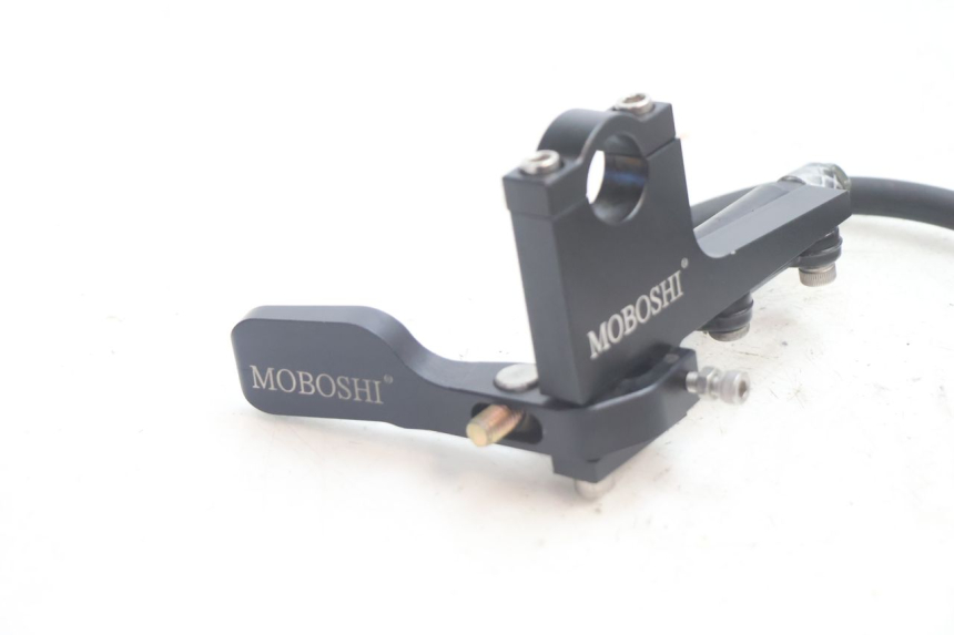 photo de CLUTCH MASTER CYLINDER CAN-AM SPYDER RS 1000 (2008 - 2012) - Component detail