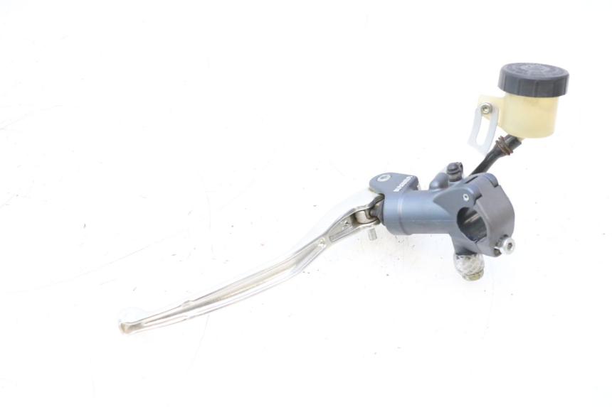 photo de CLUTCH MASTER CYLINDER DUCATI SS IE DS CARENEE 1000 (2002 - 2006) - High-resolution close-up