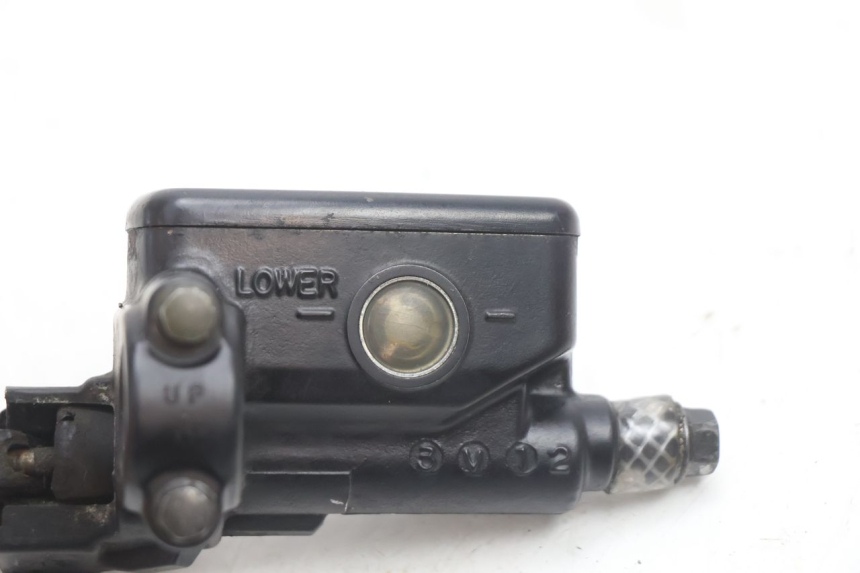 photo de CLUTCH MASTER CYLINDER HONDA ST PAN EUROPEAN 1100 (1990 - 2002) - Fixing points details