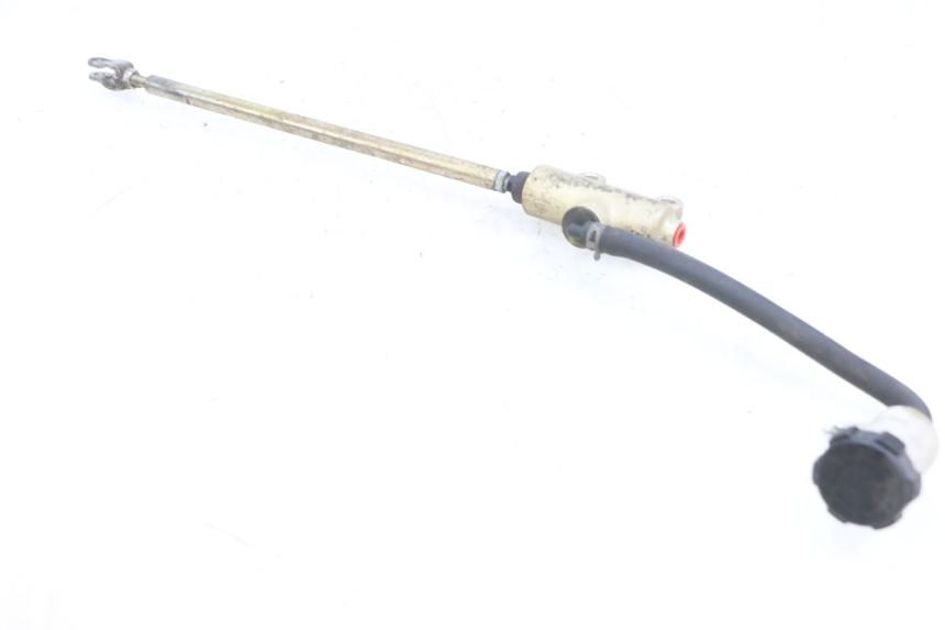 photo de REAR BRAKE MASTER CYLINDER ADIVA AD3 300 (2014 - 2020) - High-resolution close-up