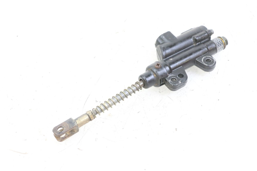 photo de REAR BRAKE MASTER CYLINDER APOLLO RFZ 125 - Zoom on usage condition