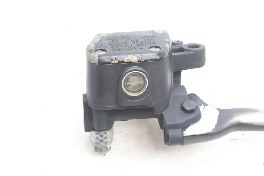photo de REAR BRAKE MASTER CYLINDER APRILIA ATLANTIC S 125 (2010 - 2013) - Fixing points details