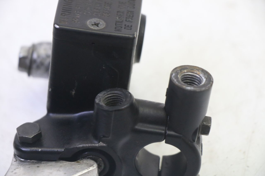 photo de REAR BRAKE MASTER CYLINDER SUZUKI BURGMAN 125 (2007 - 2014) - Product overview