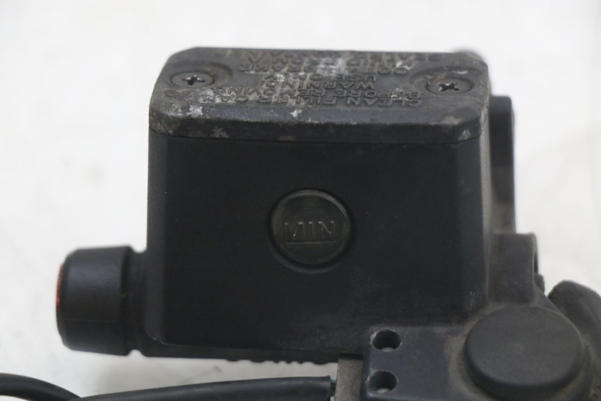 photo de REAR BRAKE MASTER CYLINDER BMW C1 125 (2000 - 2003) - Product overview