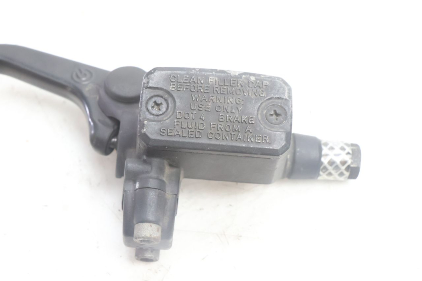 photo de REAR BRAKE MASTER CYLINDER BMW C1 125 (2000 - 2003) - Component detail