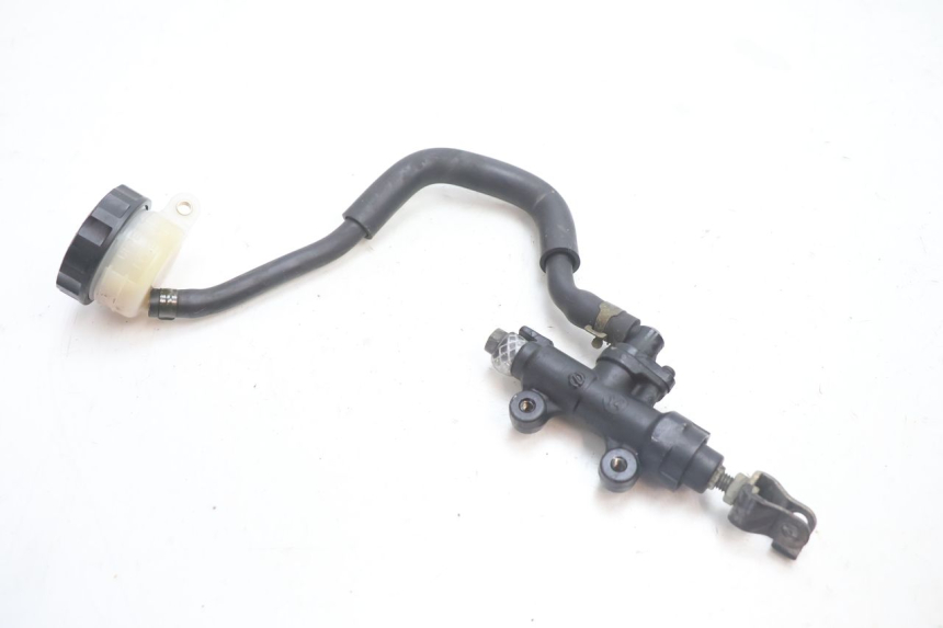 photo de REAR BRAKE MASTER CYLINDER HONDA CB F HORNET 600 (2005 - 2006) - Main view