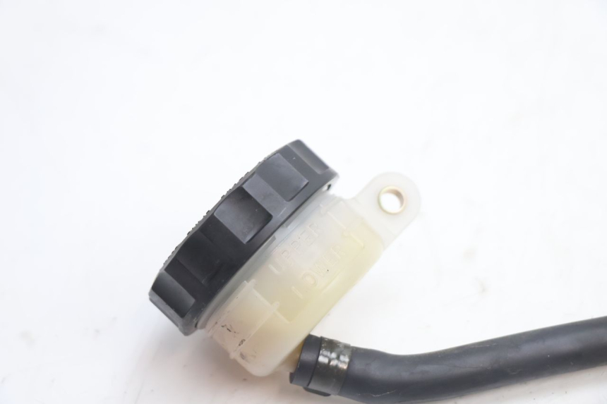 photo de REAR BRAKE MASTER CYLINDER HONDA CB F HORNET 600 (2005 - 2006) - Component detail