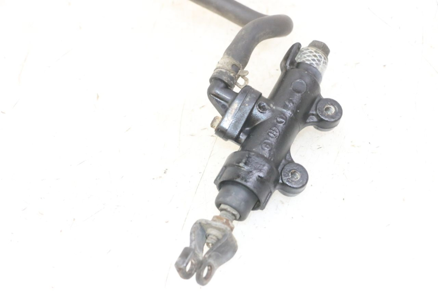 photo de REAR BRAKE MASTER CYLINDER HONDA CBF 500 (2004 - 2007) - Product overview
