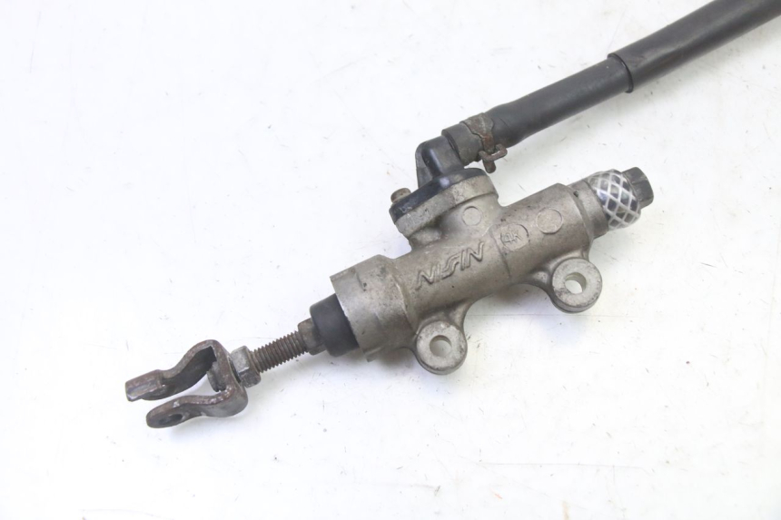 photo de REAR BRAKE MASTER CYLINDER HONDA CBR RR FIREBLADE 900 (1992 - 1994) - Component detail