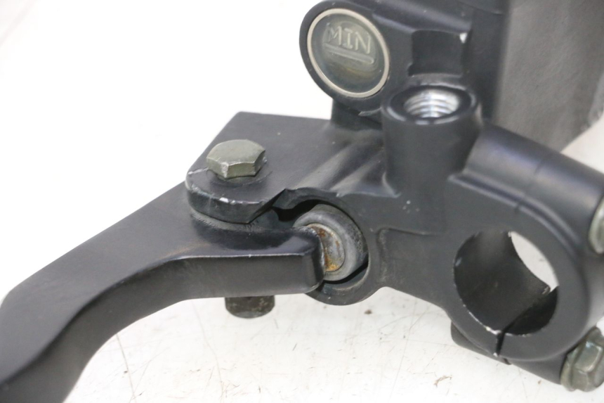photo de REAR BRAKE MASTER CYLINDER PEUGEOT CITYSTAR 2T 50 (2018 - 2021) - Technical close-up