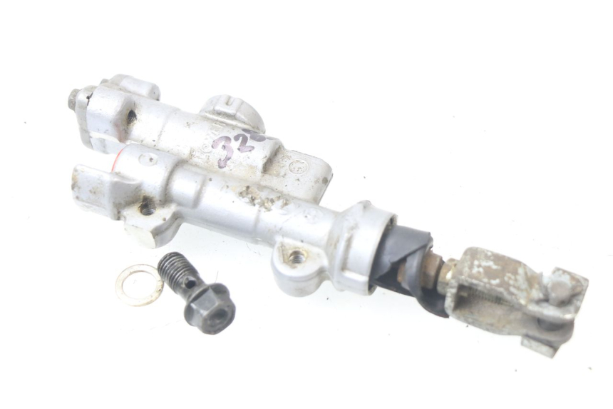 photo de REAR BRAKE MASTER CYLINDER HONDA CRF CR-F 450 (2001 - 2005) - Main view