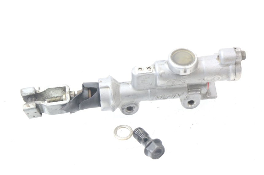 photo de REAR BRAKE MASTER CYLINDER HONDA CRF CR-F 450 (2001 - 2005) - Zoom on usage condition