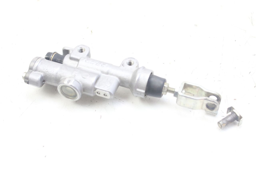 photo de REAR BRAKE MASTER CYLINDER HONDA CRF 250 (2010 - 2013) - Main view