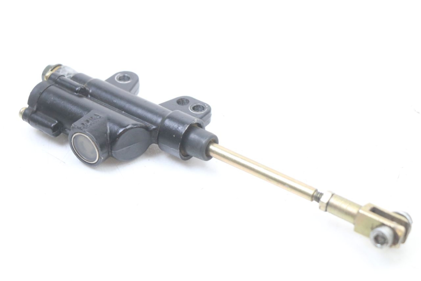 photo de REAR BRAKE MASTER CYLINDER CCR DIRT BIKE 125 - Technical close-up