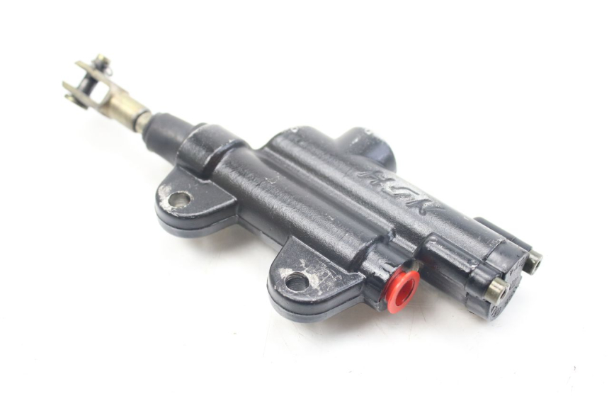 photo de REAR BRAKE MASTER CYLINDER XTRM FACTORY DIRTBIKE BSE 150 - Alternative perspective