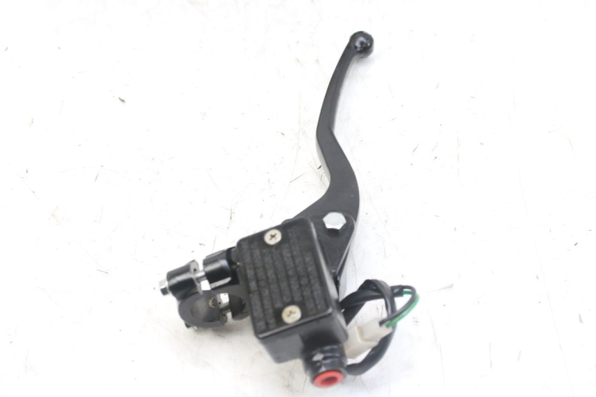 photo de REAR BRAKE MASTER CYLINDER WAYSCRAL E-SPEED 1 (2022 - 2024) - Technical close-up