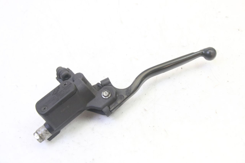 photo de REAR BRAKE MASTER CYLINDER PEUGEOT ELYSTAR 50 (2002 - 2014) - Alternative perspective