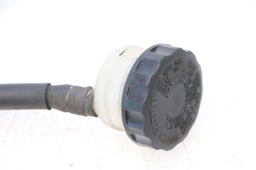 photo de REAR BRAKE MASTER CYLINDER KAWASAKI ER-6 ER6 F ABS 650 (2012 - 2016) - Technical close-up