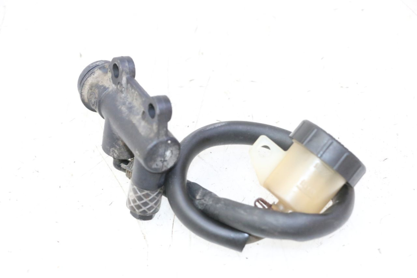 photo de REAR BRAKE MASTER CYLINDER APRILIA ETX 125 (1998 - 2002) - Zoom on usage condition
