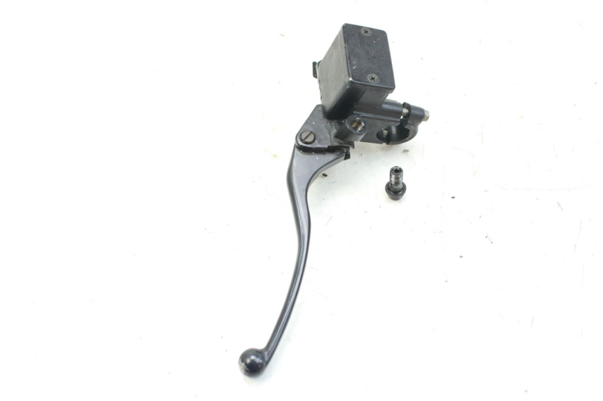 photo de REAR BRAKE MASTER CYLINDER HONDA FES S-WING SWING ABS 125 (2007 - 2015) - Technical close-up
