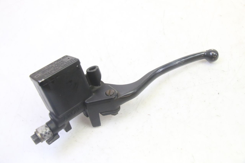 photo de REAR BRAKE MASTER CYLINDER HONDA FES S-WING SWING ABS 125 (2007 - 2015) - Technical close-up