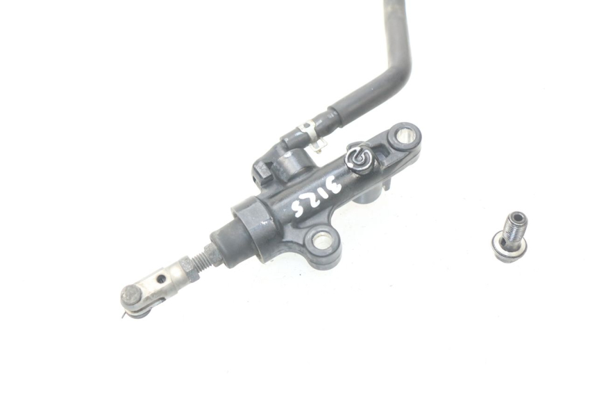 photo de REAR BRAKE MASTER CYLINDER YAMAHA FJR ABS 1300 (2006 - 2012) - Component detail