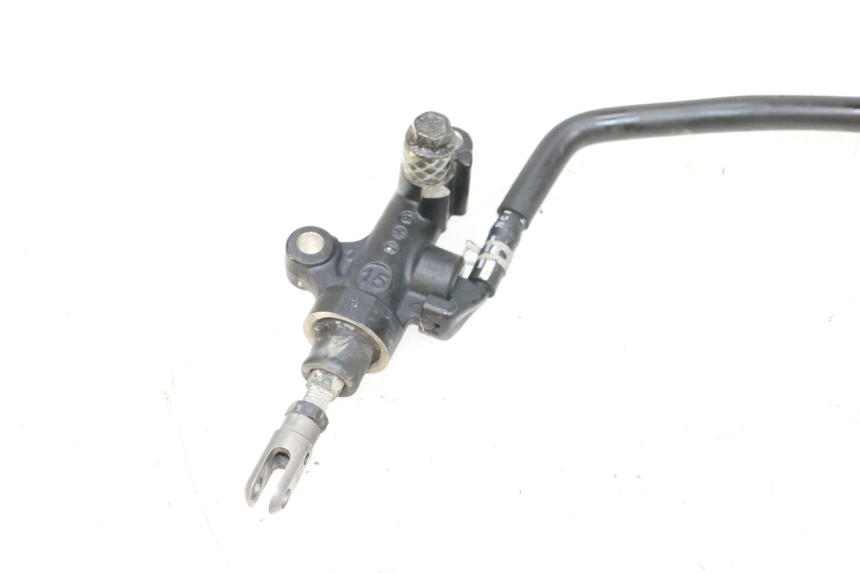 photo de REAR BRAKE MASTER CYLINDER YAMAHA FJR ABS 1300 (2006 - 2012) - Technical close-up