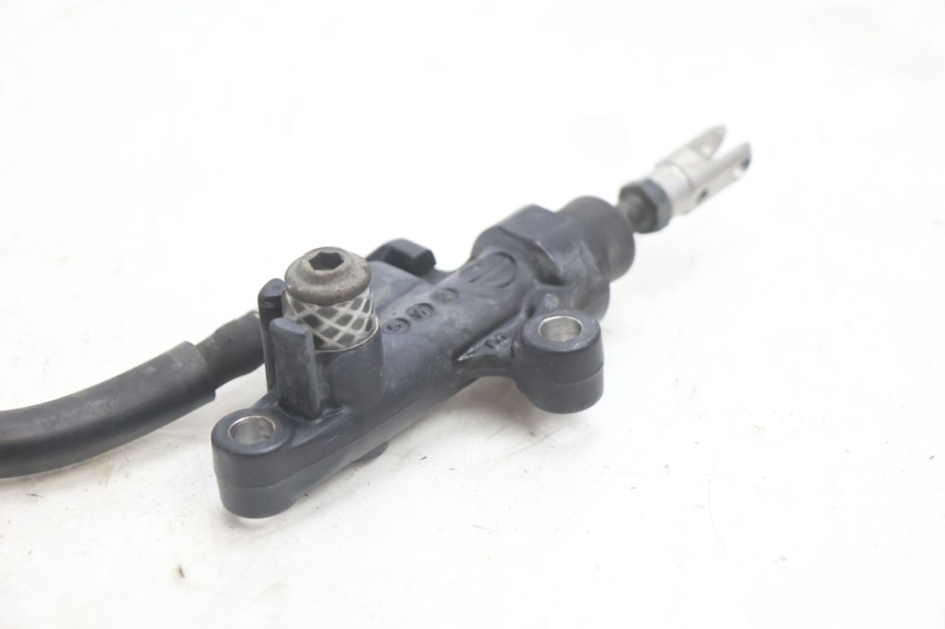 photo de REAR BRAKE MASTER CYLINDER YAMAHA FJR 1300 (2001 - 2005) - Checked used part
