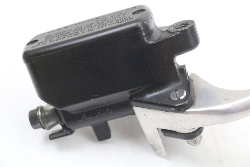 photo de REAR BRAKE MASTER CYLINDER HONDA FJS SILVER WING SILVERWING 400 (2005 - 2008) - Technical close-up