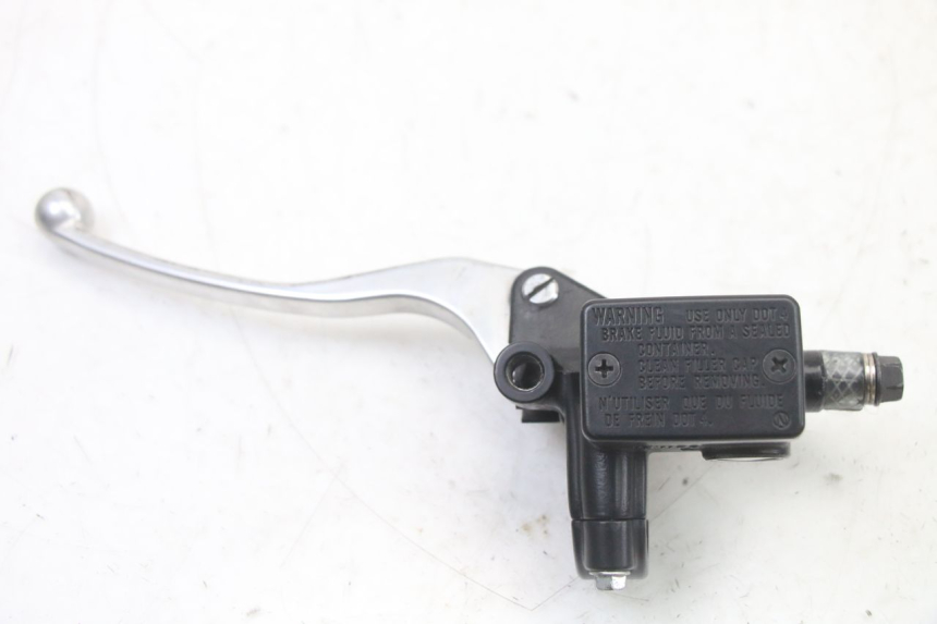 photo de REAR BRAKE MASTER CYLINDER HONDA FORZA 125 (2021 - 2025) - Zoom on usage condition