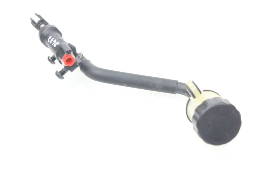photo de REAR BRAKE MASTER CYLINDER YAMAHA FZ8 800 (2010 - 2016) - Component detail