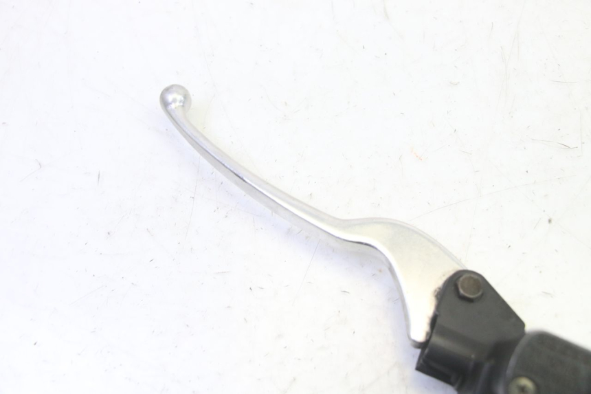 photo de REAR BRAKE MASTER CYLINDER KYMCO GRAND DINK 125 (2008 - 2014) - Zoom on usage condition