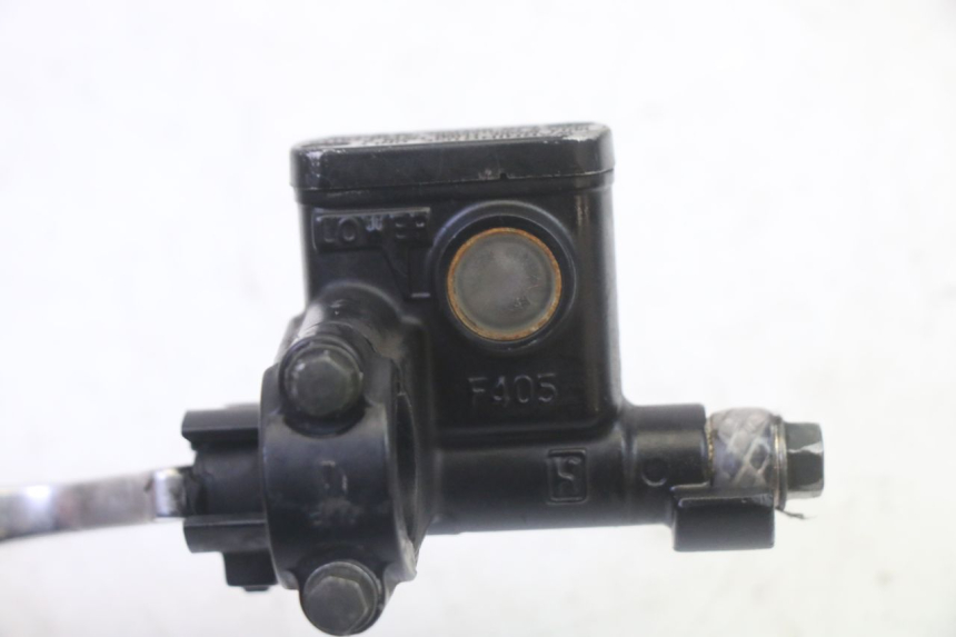 photo de REAR BRAKE MASTER CYLINDER KYMCO GRAND DINK 125 (2008 - 2014) - Technical close-up